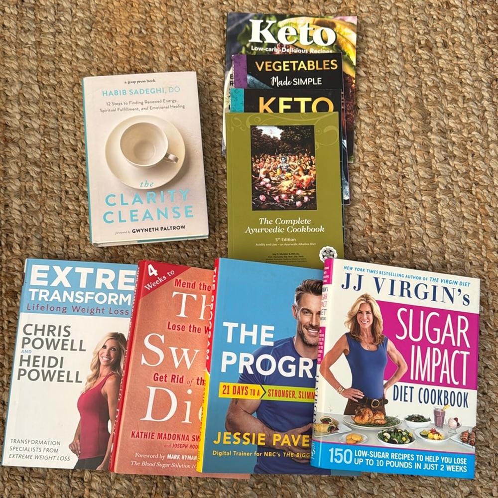 THE CLARITY CLEANSE GOOP HARDBACK FITNESS HEALTH RECIPIE COOK BOOK BUNDLE